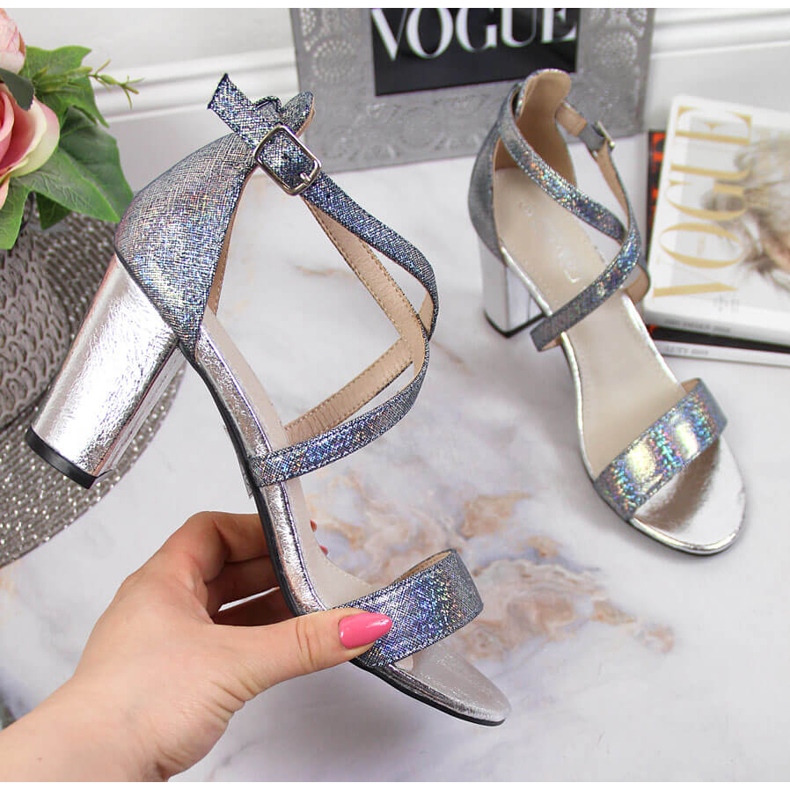 Sandales argentées pour femmes sur le poteau Filippo 1 Sandales argentées pour femmes sur le poteau Filippo 1