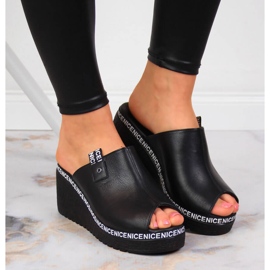 Pantoufles en cuir pour femmes sur un talon compensé Artiker noir le noir 7