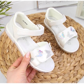 Sandales blanches velcro American Club pour fille 1