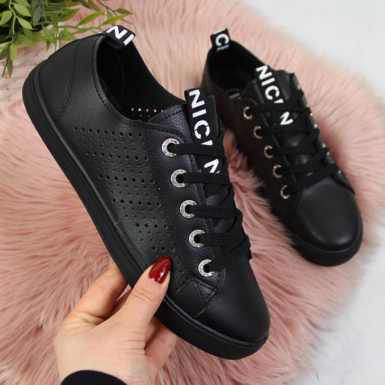 Baskets pour femmes en cuir écologique noir Filippo le noir 1