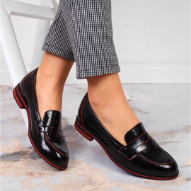 Chaussures femme cuir lordsy laqué noir Juma 2