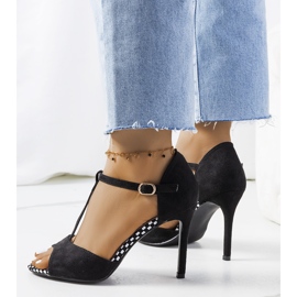 Sandales noires sur un talon Munger le noir 2