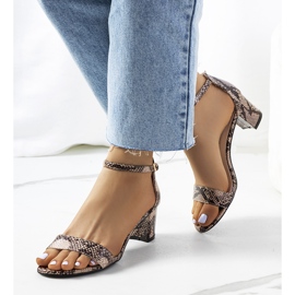 Sandales beiges sur tige avec motif serpent Azevedo 1