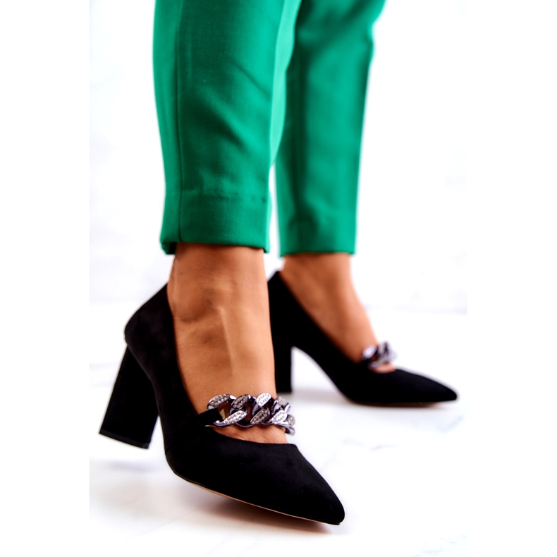 S.Barski Pompes en daim pour femmes avec une chaîne noire 2