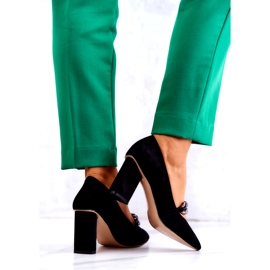 S.Barski Pompes en daim pour femmes avec une chaîne noire 5