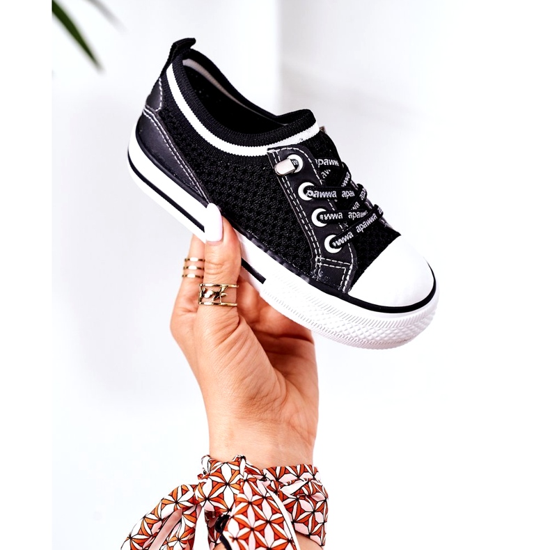 Apawwa Baskets Airy Black Kids Club pour enfants le noir 1