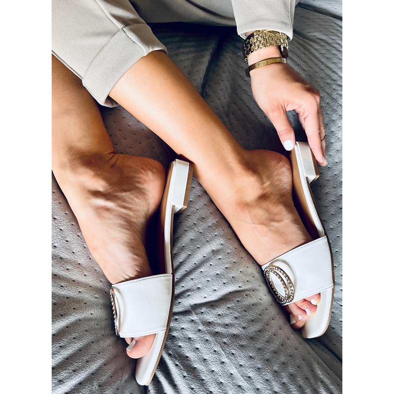 Chaussons femme Allor Blanc blanche 2 Chaussons femme Allor Blanc blanche 2