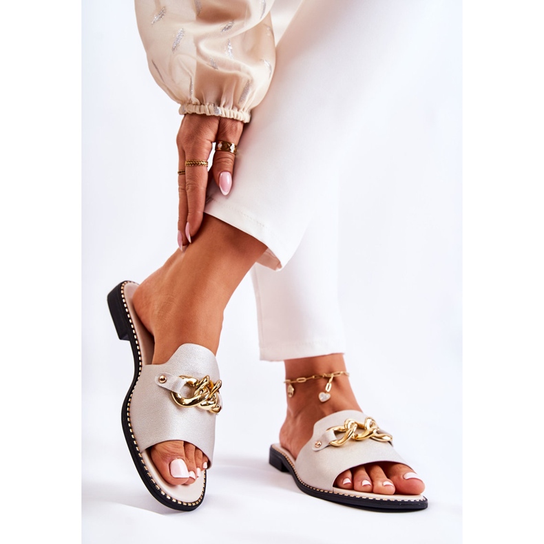 S.Barski Chaussons à la mode avec une chaîne sur un talon plat Golden Finess doré 2