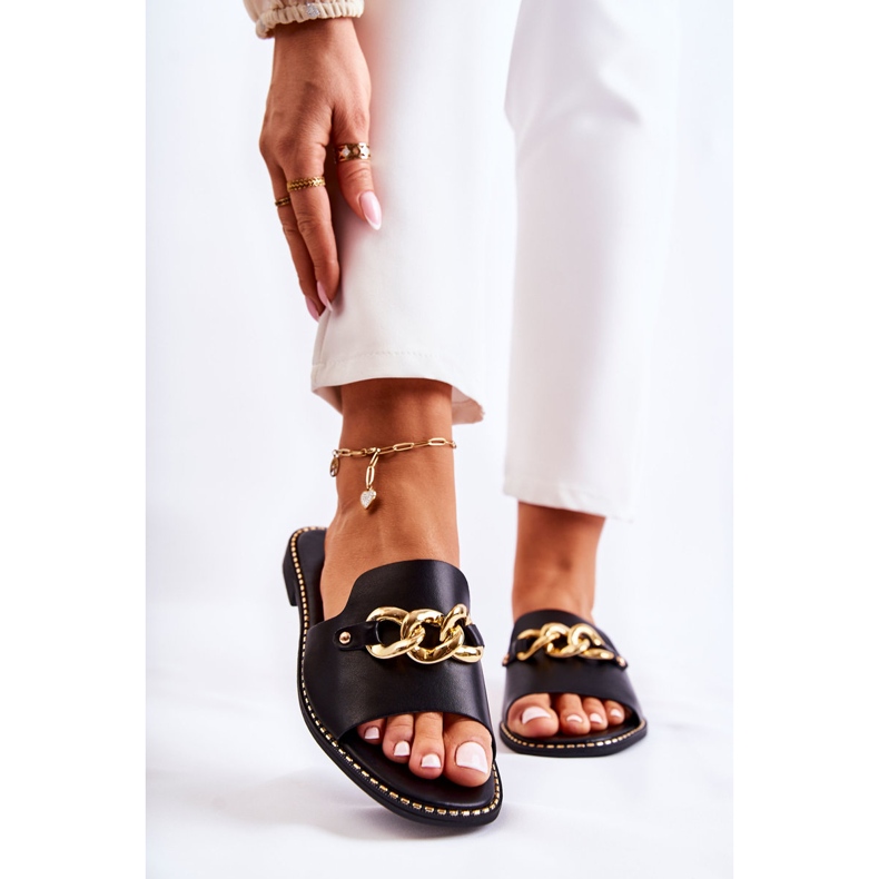 S.Barski Chaussons noirs à la mode avec une chaîne sur un talon plat 1