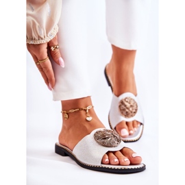 S.Barski Pantoufles en cuir pour femmes avec décoration Colene argentée 1 S.Barski Pantoufles en cuir pour femmes avec décoration Colene argentée 1