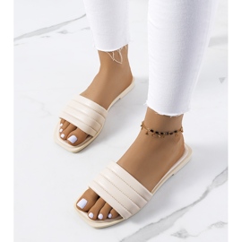 Chaussons beiges femme Keulen 1 Chaussons beiges femme Keulen 1