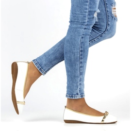 Ballerines en cuir avec chaîne Filippo DP3709/22 blanc 5