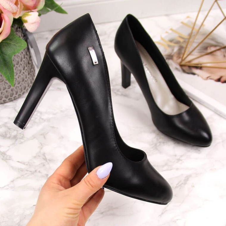 Talons hauts noirs de Sergio Leone le noir 1