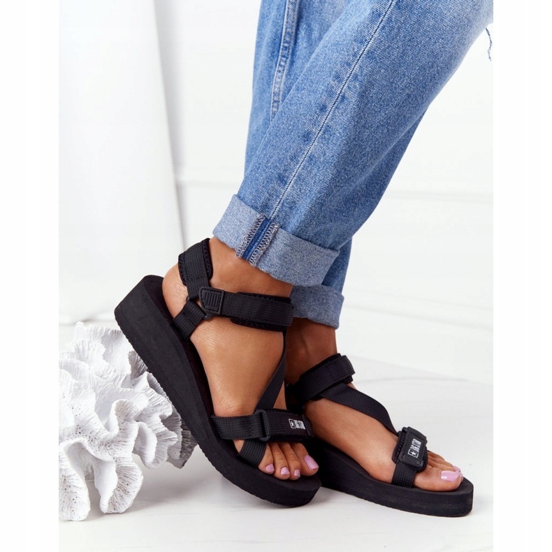Sandales de mousse féminine sur Wedge Big Star FF274A349 Black le noir 2