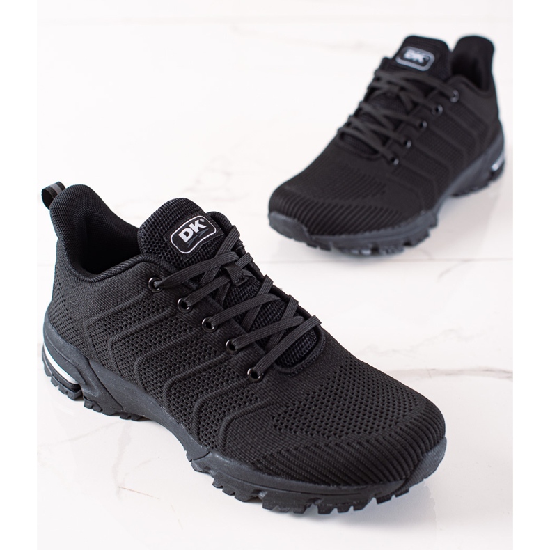 Chaussures de sport noires DK 2