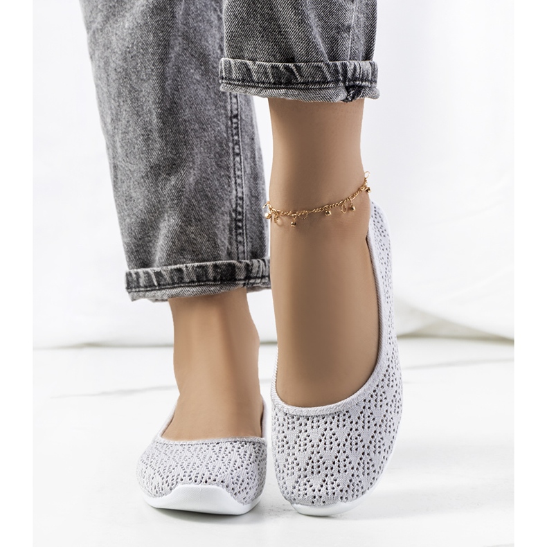 Ballerines Holmen grises ajourées 1