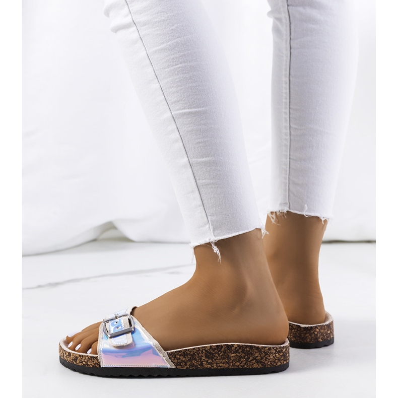 Chaussons Nootka beiges pour femmes 1