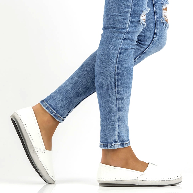 Chaussures en cuir Filippo DP031 / 22 WH blanche gris 7