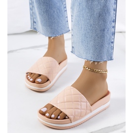 Chaussons matelassés roses Hassell 1 Chaussons matelassés roses Hassell 1