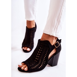 Bellucci Bottes pour femmes avec une coupe Spring Black Beyond Us le noir 6