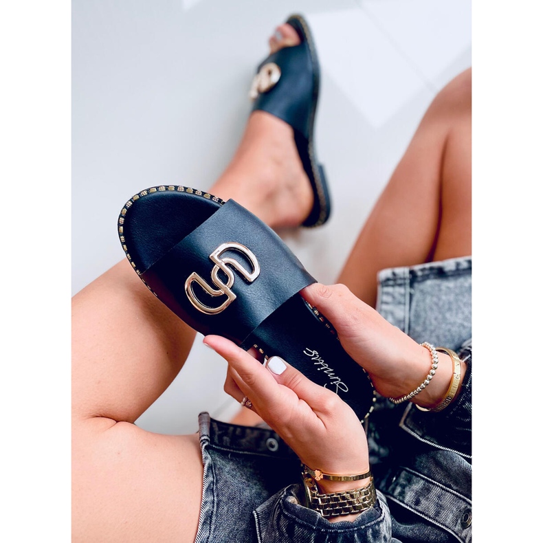 Chaussons femme Larisa Noir 1