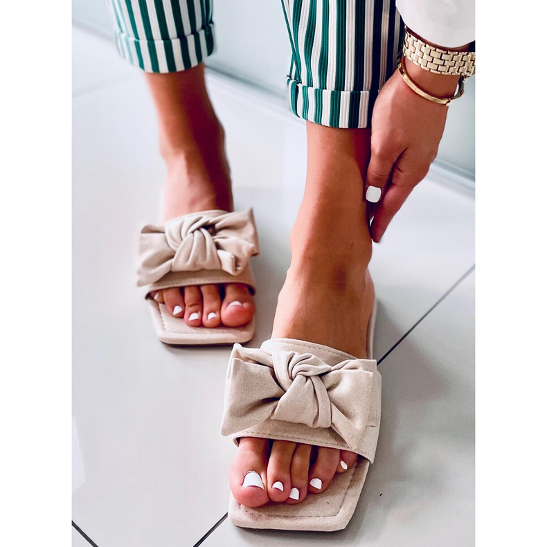 Claquettes à semelle carrée beige Nisha 1