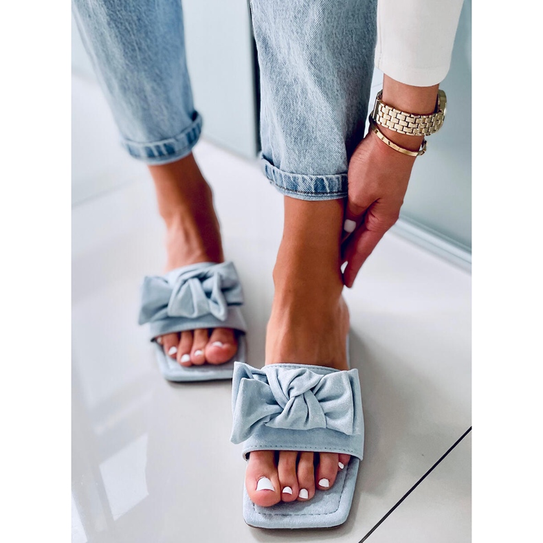 Claquettes bleues à semelle carrée Nisha 1