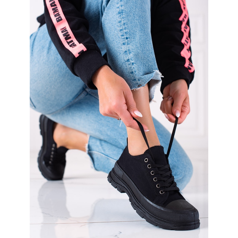 SHELOVET Baskets noires sur la plateforme le noir 1 SHELOVET Baskets noires sur la plateforme le noir 1