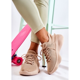 Chaussures de sport pour femmes Dalmiro beiges à enfiler 1