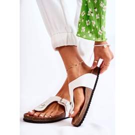 FB1 Chaussons Femme Avec Boucle Blanc Elina 1