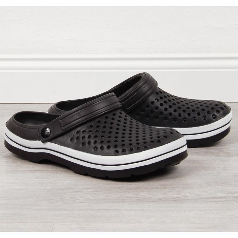 Chaussons en mousse ajourée M EVE301A noir 1