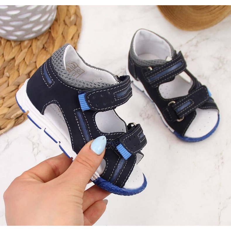 Sandales velcro Kornecki KOR6696A bleu marine 1