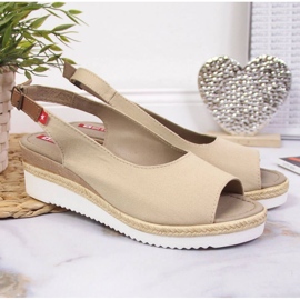 Sandales compensées Big Star W INT1727B beige 5