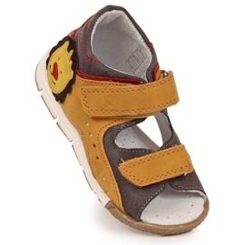 Sandales velcro Kornecki Jr KOR6867 camel brun 5