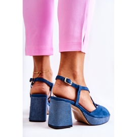 Sandales En Daim Sur Un Talon Massif Maciejka 05543-17 Bleu Marine 5