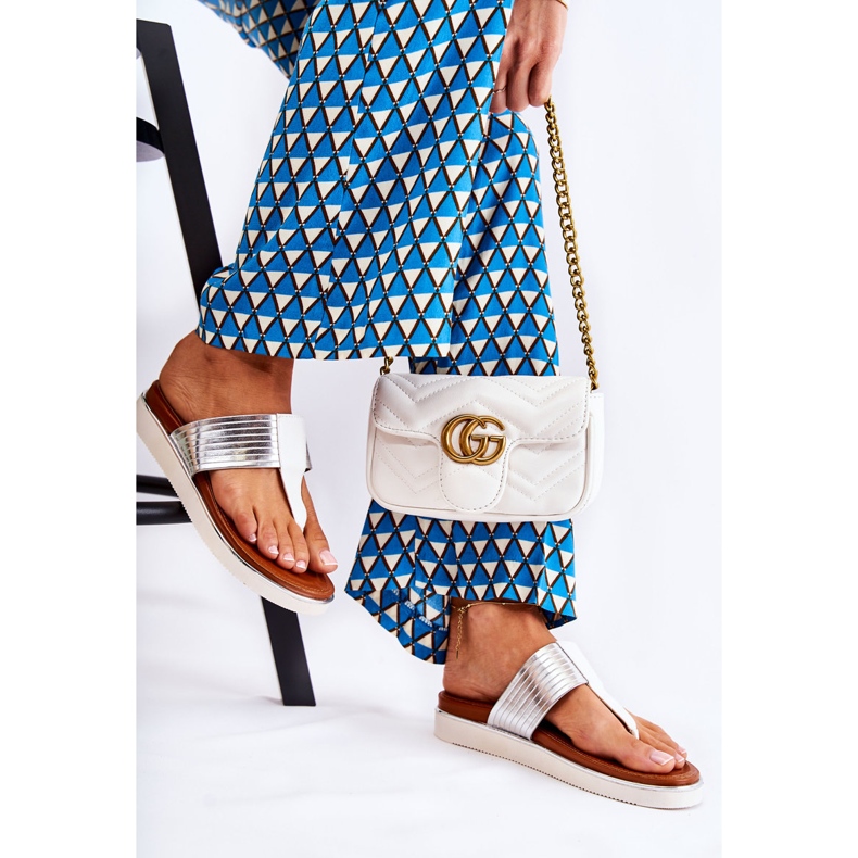 Pantoufles Tongs Femme Sur La Plateforme Blanc et Argent Morissa 2