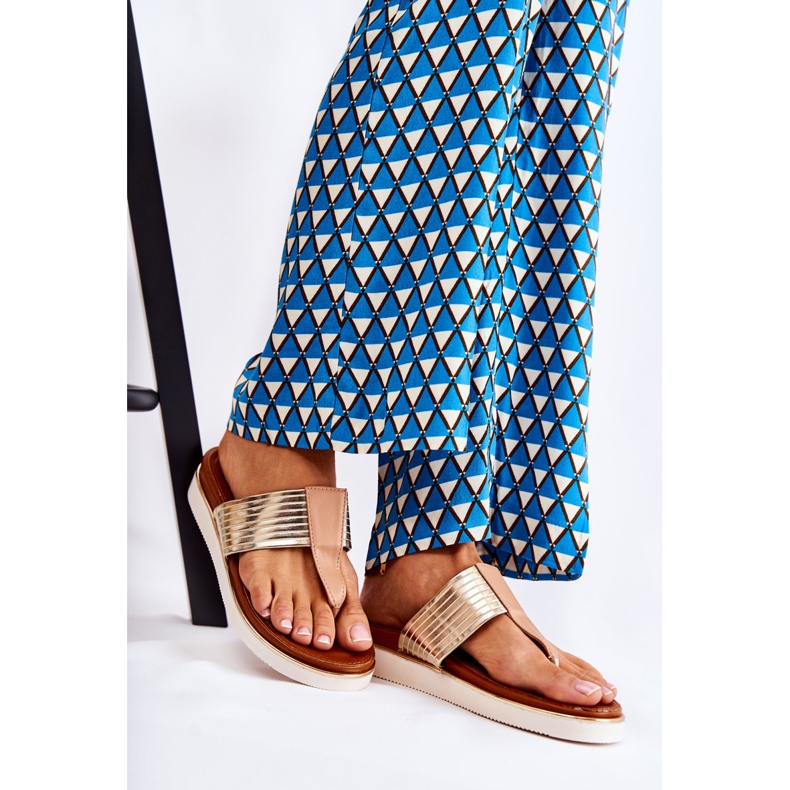 Tongs pour femmes sur la plate-forme Morissa beige-dorée brun d'or 1 Tongs pour femmes sur la plate-forme Morissa beige-dorée brun d'or 1