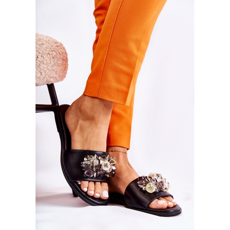 Chaussons Femme Cuir Avec Ornement Nicole 2726 Noir 1