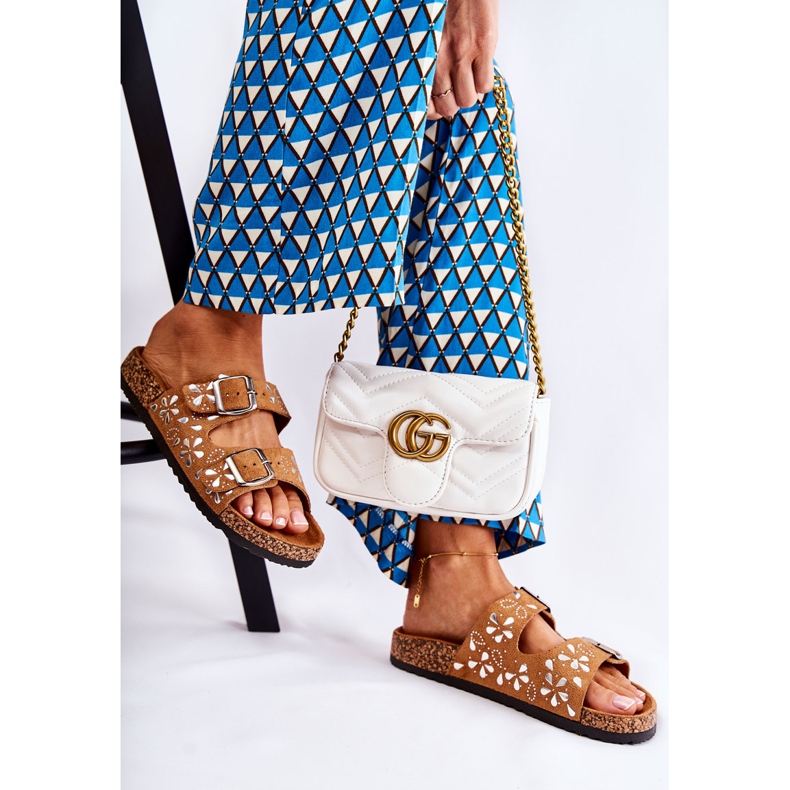 PG1 Chaussons Dalvio en daim marron avec strass brun 2