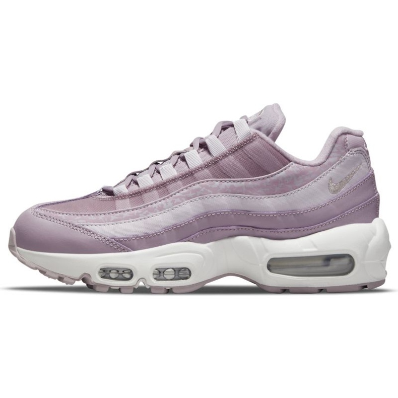 Nike Air Max 95 W DC9474-500 violet 1