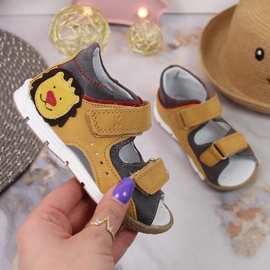 Sandales garçon avec velcro camel Kornecki 6867 brun 2