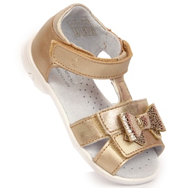 Sandales fille avec velcro doré Kornecki 6309 1