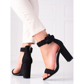 SHELOVET Sandales en daim sur un bar noir 2