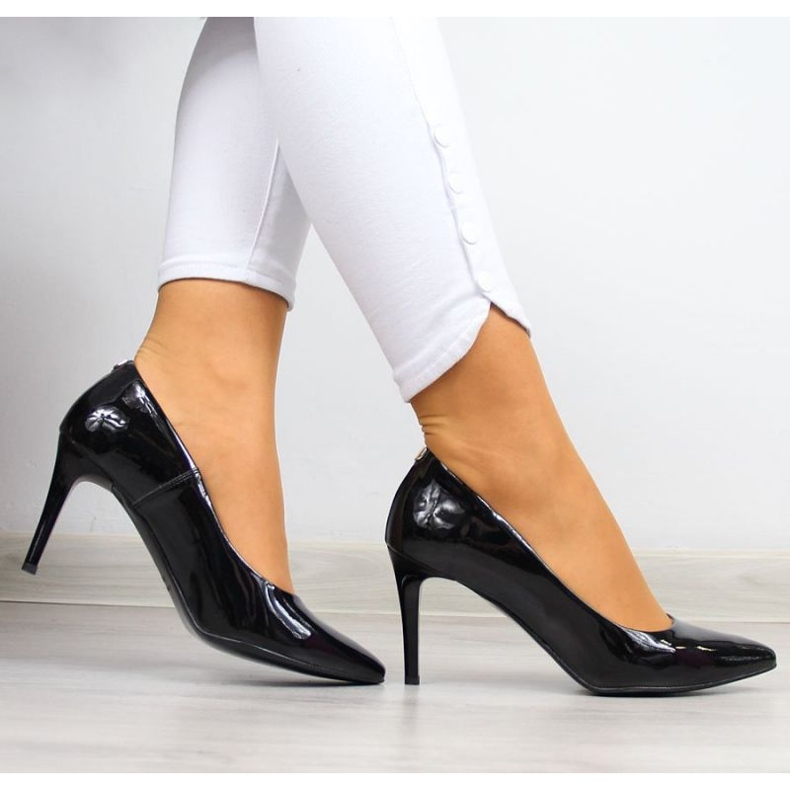 Escarpins sur stiletto laqué noir W Juma le noir 2