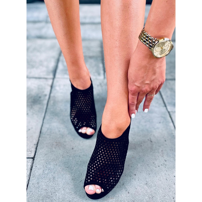 Sandales Sydney noires ajourées 1