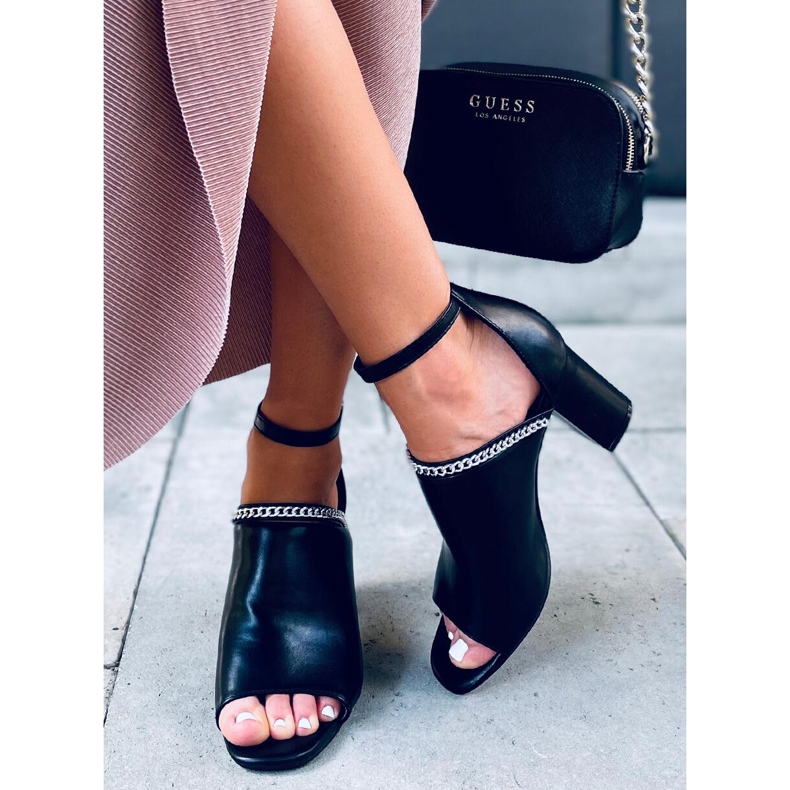 Sandales Mary noires à talons hauts le noir 1