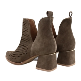 Bottines ajourées en daim Lewski Shoes 3165 velours terre brun 6