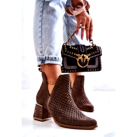 Bottines ajourées en daim Lewski Shoes 3165 velours terre brun 1