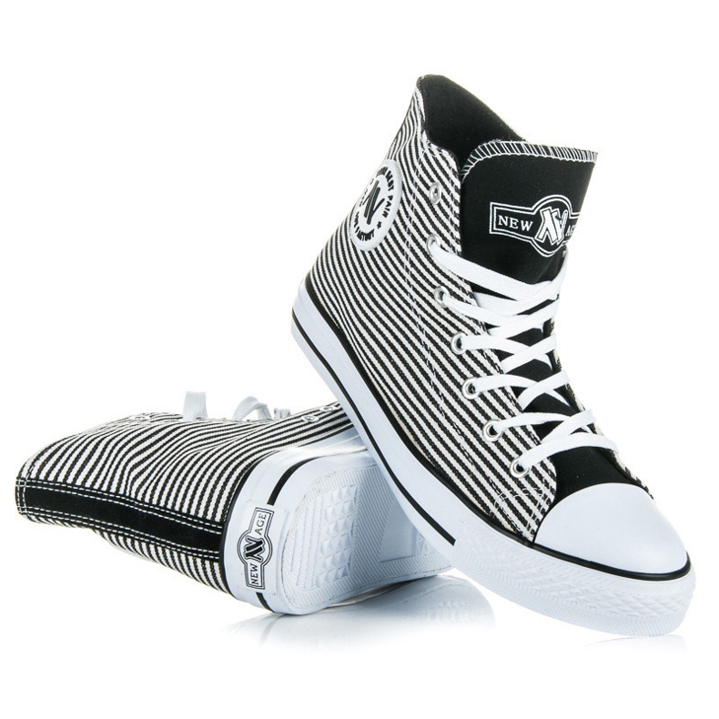 Baskets montantes New Age blanche le noir 1