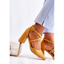 FB1 Sandales à la mode sur une barre Sinari jaune 6
